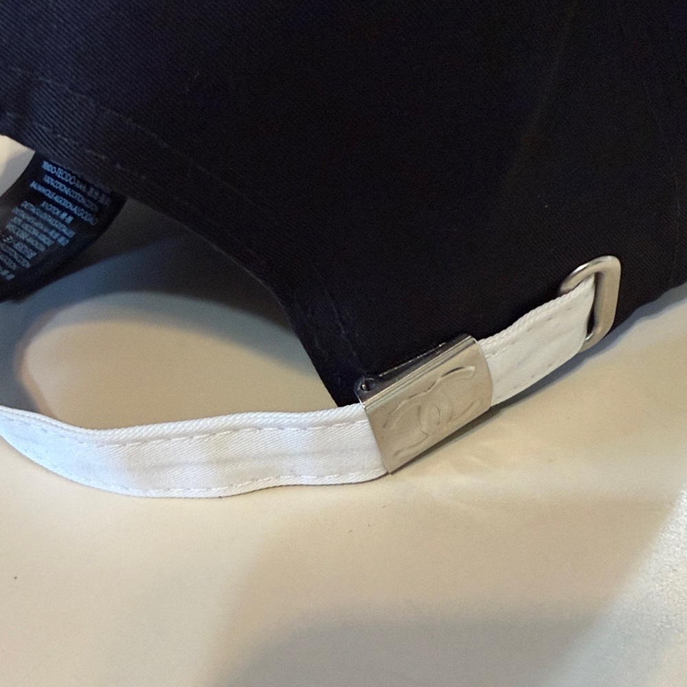 CHANEL Black Cap with White Logo - Picture 6 of 8